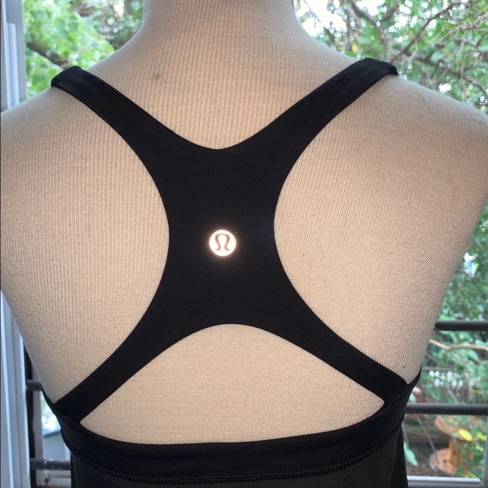 Lululemon top - Picture 5 of 8